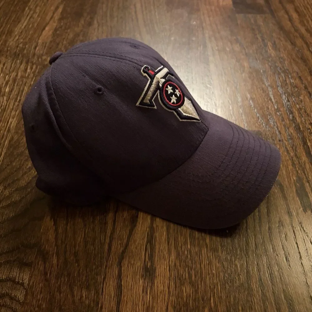 Reebok Tennessee TitansNFL Sword Logo NavyBaseball Cap
